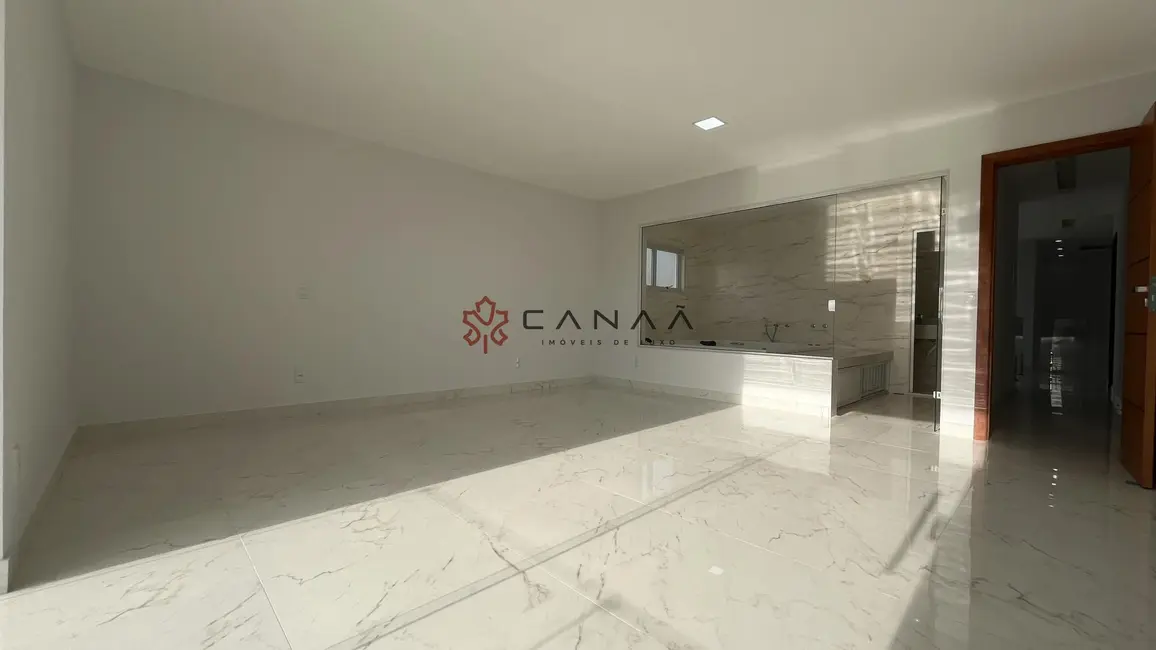 Casa de Condomínio com 4 quartos à venda, 400m2 em Ogiva, Cabo Frio - RJ - imagem 9 Foto 9 de Casa de Condomínio com 4 quartos à venda, 400m2 em Ogiva, Cabo Frio - RJ