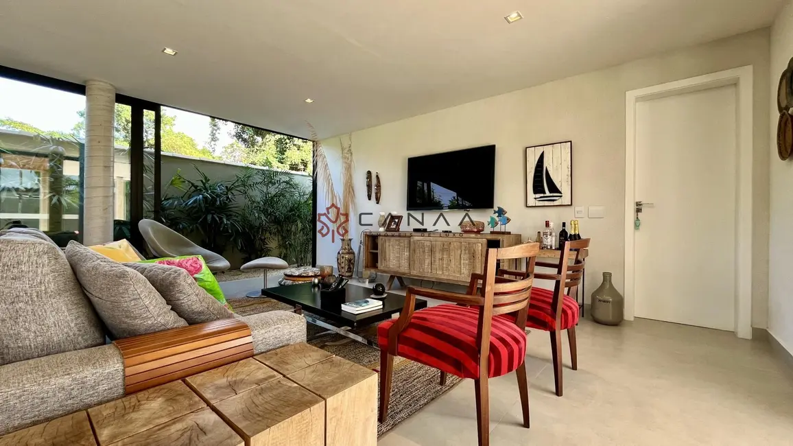 Foto 5 de Casa com 5 quartos à venda, 329m2 em Armacao Dos Buzios - RJ