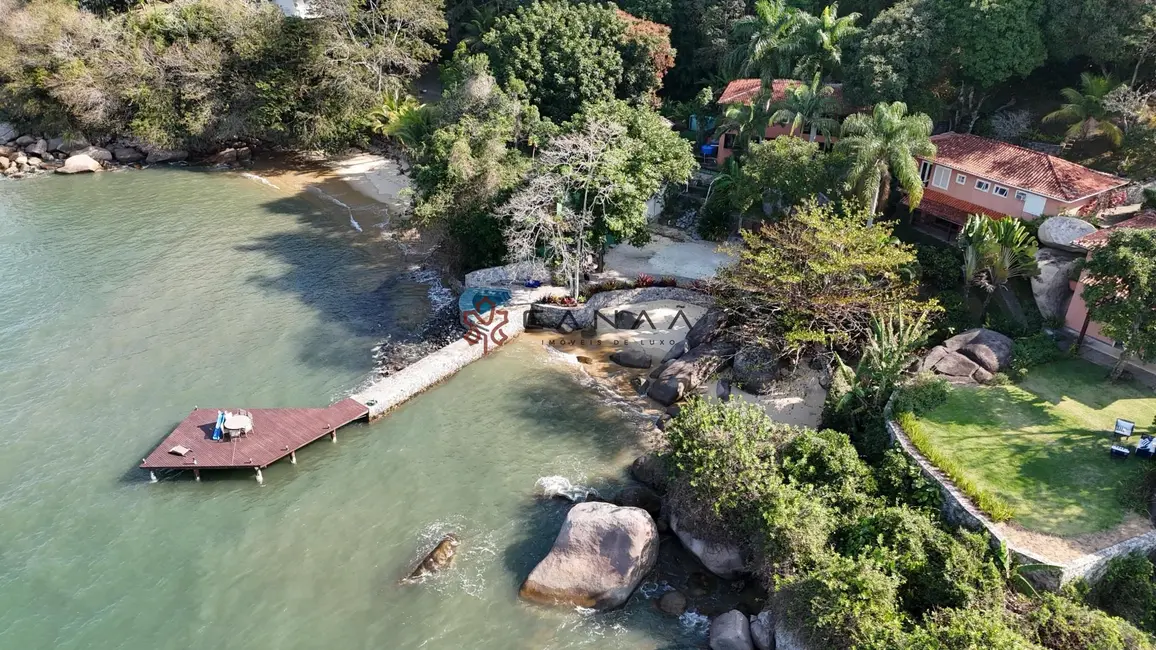 Casa de Condomínio com 7 quartos para alugar, 1100m2 em Mangaratiba - RJ - imagem 2 Foto 2 de Casa de Condomínio com 7 quartos para alugar, 1100m2 em Mangaratiba - RJ