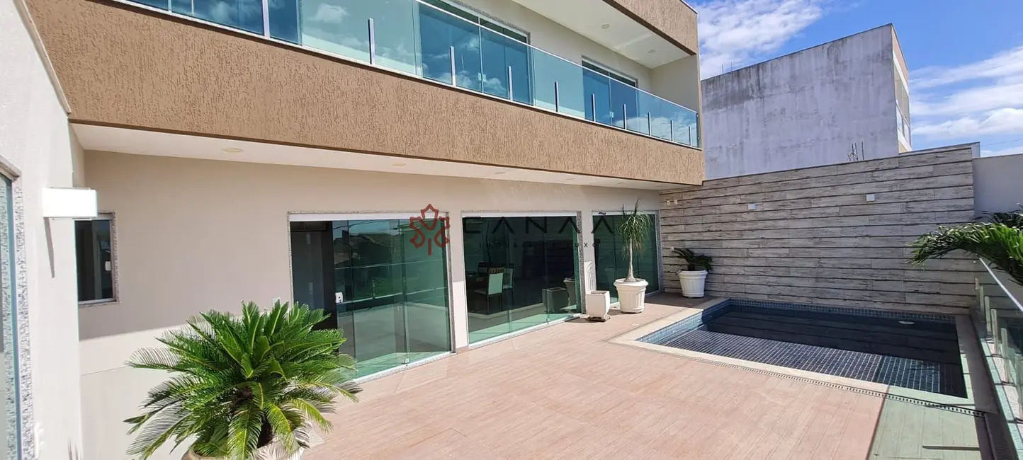 Casa de Condomínio com 3 quartos à venda, 266m2 em Peró, Cabo Frio - RJ - imagem 3 Foto 3 de Casa de Condomínio com 3 quartos à venda, 266m2 em Peró, Cabo Frio - RJ