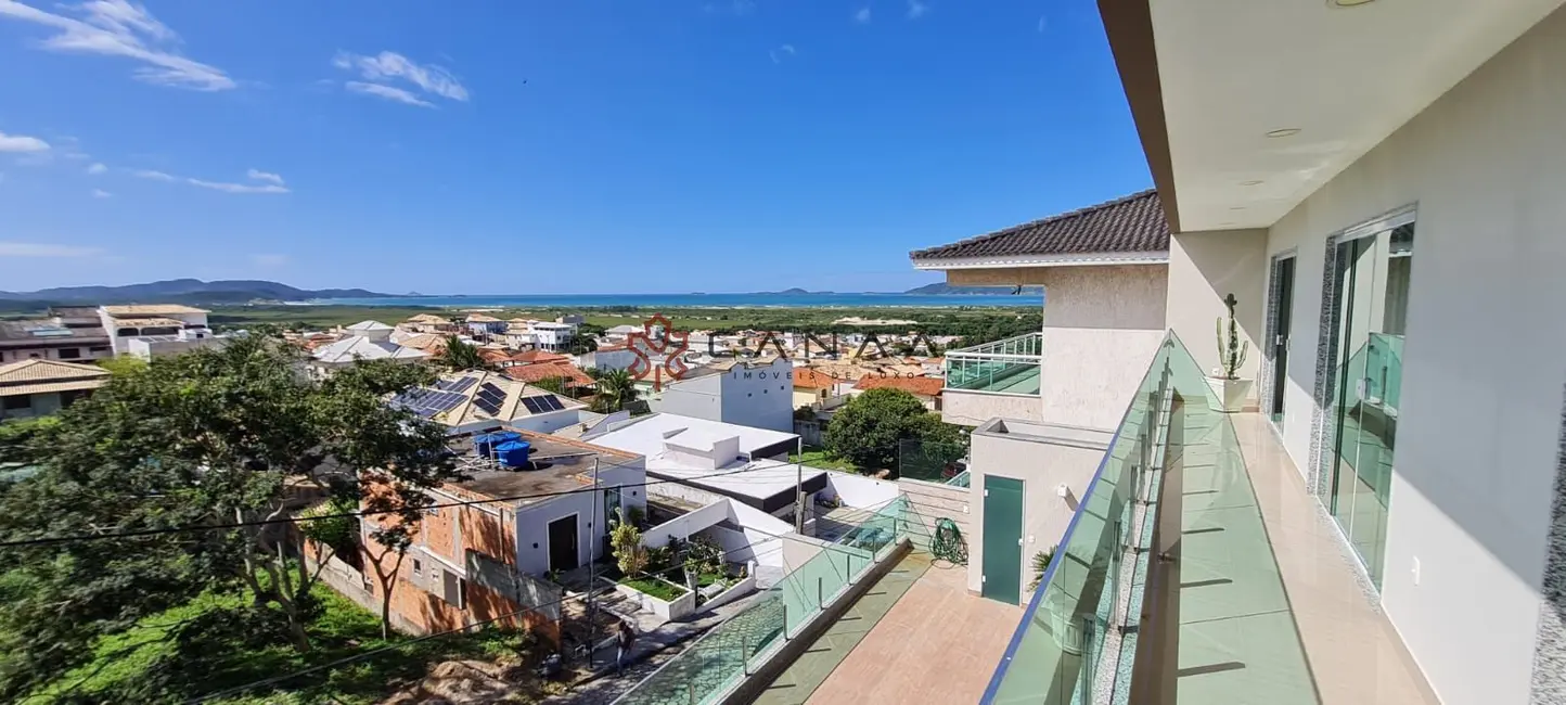 Casa de Condomínio com 3 quartos à venda, 266m2 em Peró, Cabo Frio - RJ - imagem 6 Foto 6 de Casa de Condomínio com 3 quartos à venda, 266m2 em Peró, Cabo Frio - RJ