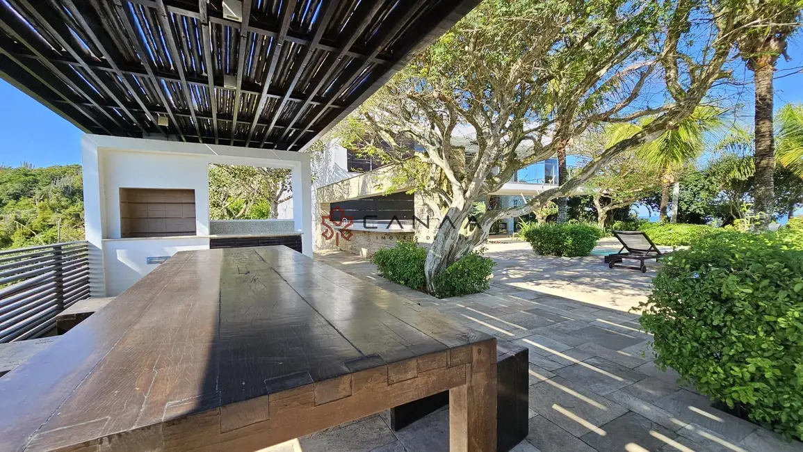 Foto 9 de Casa com 5 quartos à venda, 1200m2 em Armacao Dos Buzios - RJ