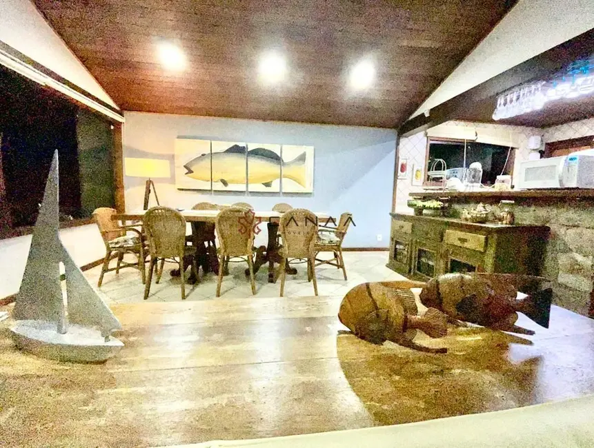 Foto 8 de Casa com 5 quartos à venda, 313m2 em Armacao Dos Buzios - RJ