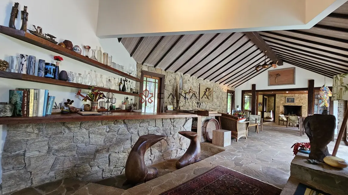 Foto 9 de Casa com 5 quartos à venda, 501m2 em Armacao Dos Buzios - RJ