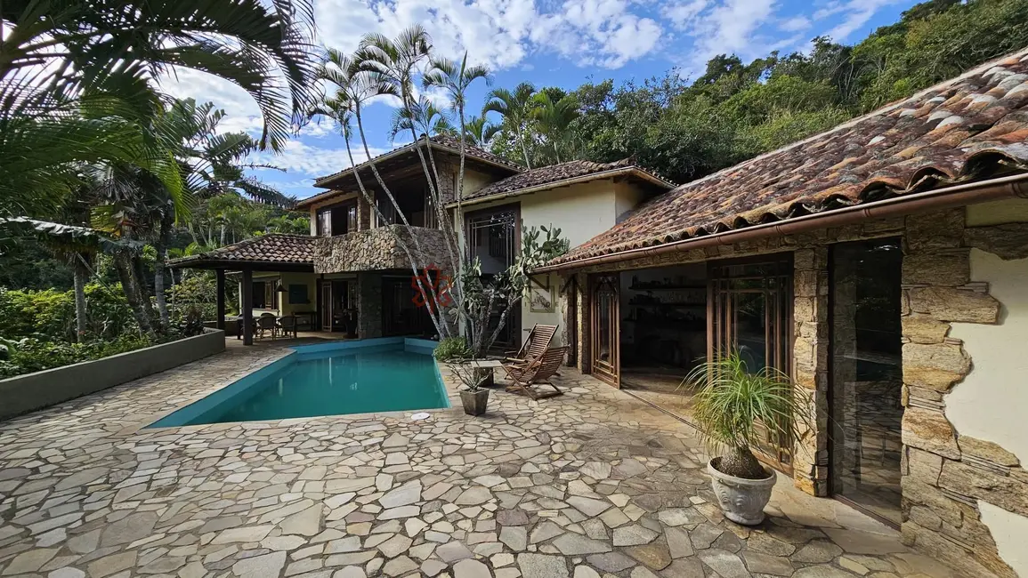 Foto 2 de Casa com 5 quartos à venda, 501m2 em Armacao Dos Buzios - RJ