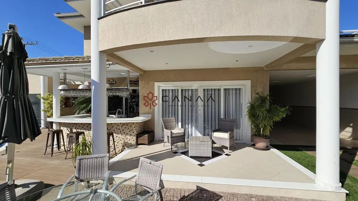 Casa de Condomínio com 5 quartos à venda, 471m2 em Peró, Cabo Frio - RJ - imagem 5 Foto 5 de Casa de Condomínio com 5 quartos à venda, 471m2 em Peró, Cabo Frio - RJ