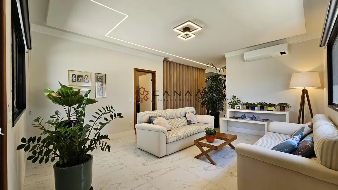 Foto 5 de Casa de Condomínio com 2 quartos à venda, 247m2 em Ogiva, Cabo Frio - RJ