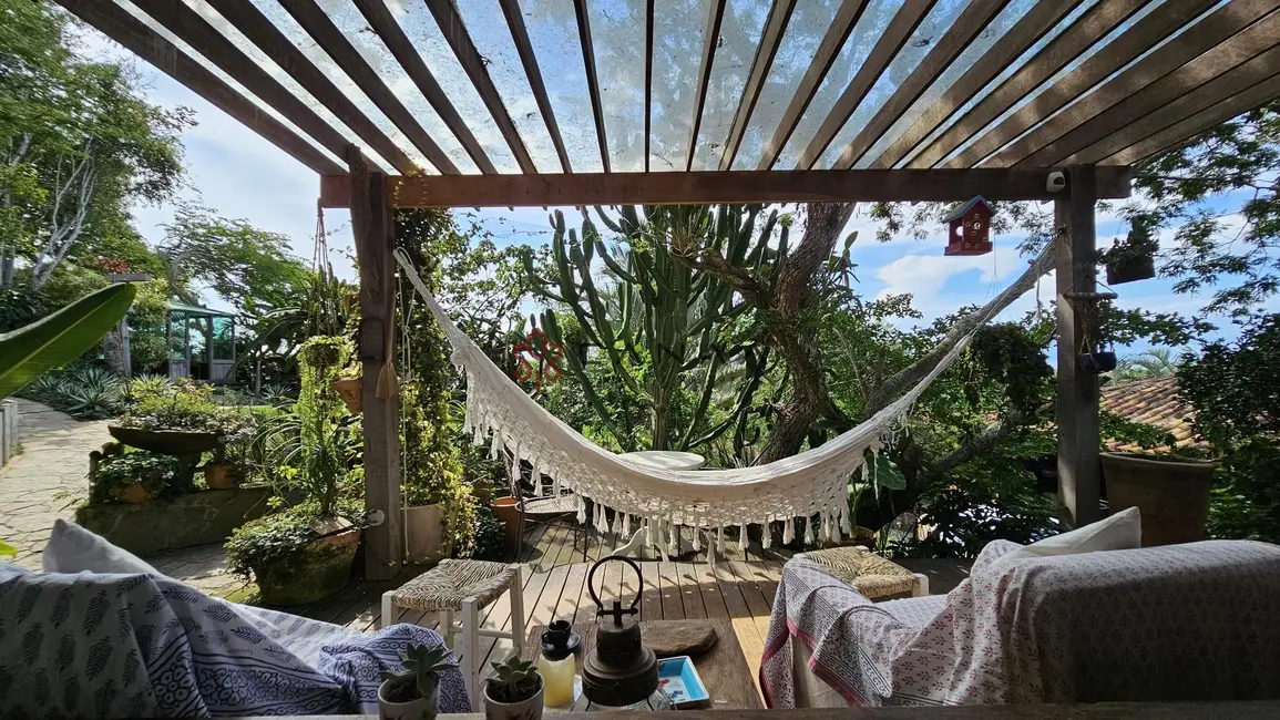 Foto 3 de Casa com 3 quartos à venda, 390m2 em Armacao Dos Buzios - RJ