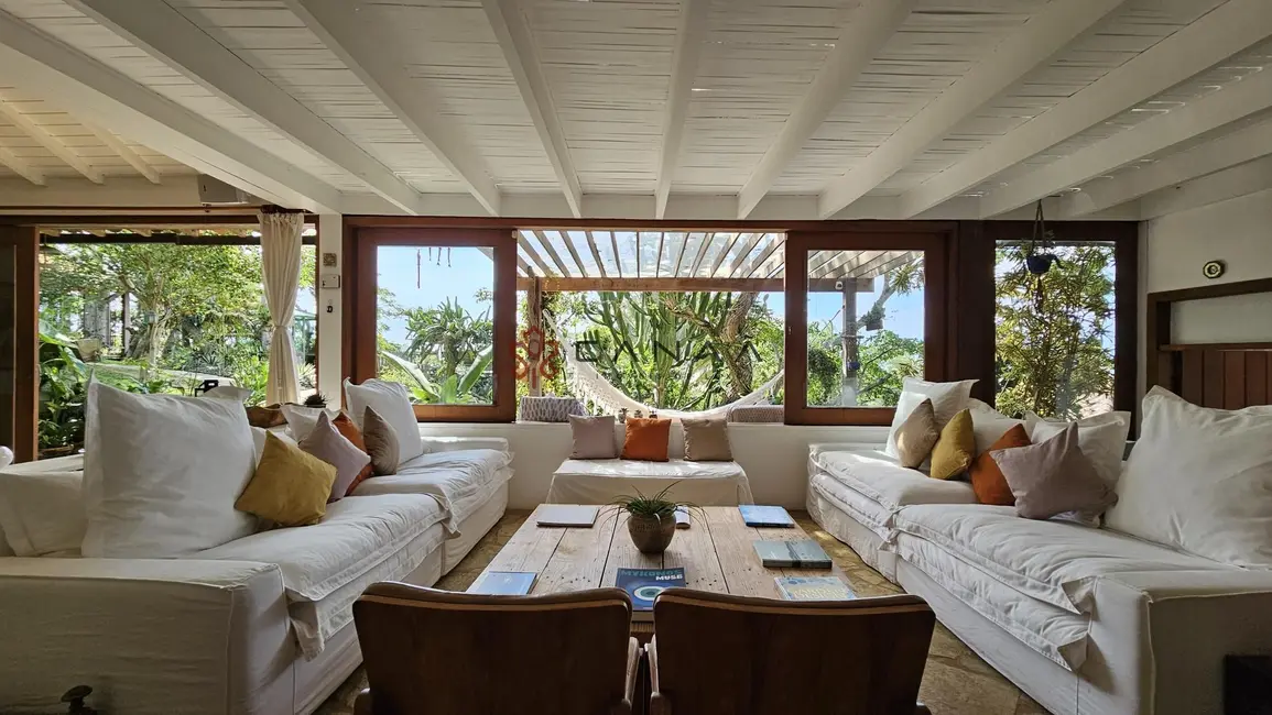 Foto 5 de Casa com 3 quartos à venda, 390m2 em Armacao Dos Buzios - RJ