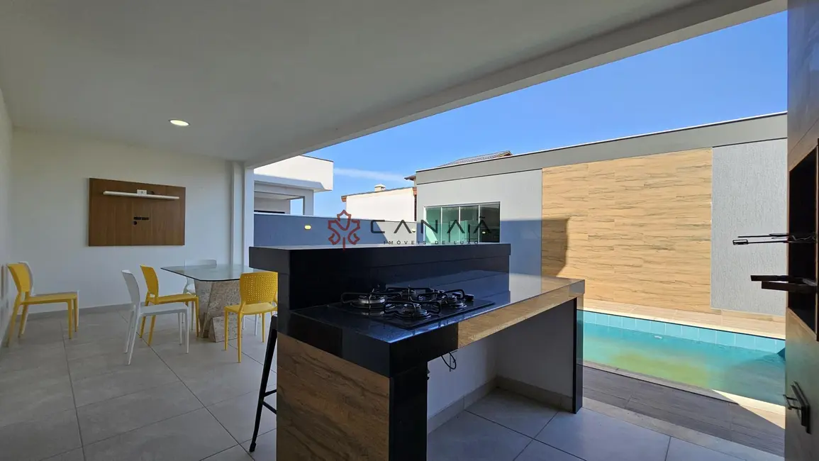 Casa de Condomínio com 5 quartos à venda, 300m2 em Ogiva, Cabo Frio - RJ - imagem 6 Foto 6 de Casa de Condomínio com 5 quartos à venda, 300m2 em Ogiva, Cabo Frio - RJ