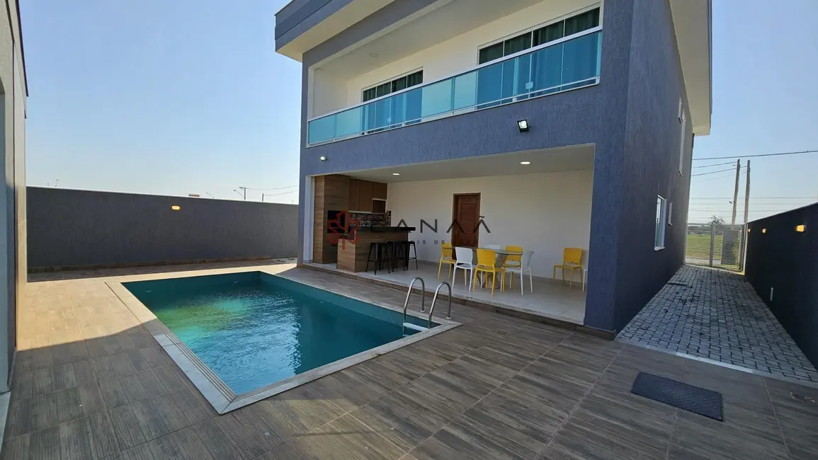 Casa de Condomínio com 5 quartos à venda, 300m2 em Ogiva, Cabo Frio - RJ - imagem 2 Foto 2 de Casa de Condomínio com 5 quartos à venda, 300m2 em Ogiva, Cabo Frio - RJ