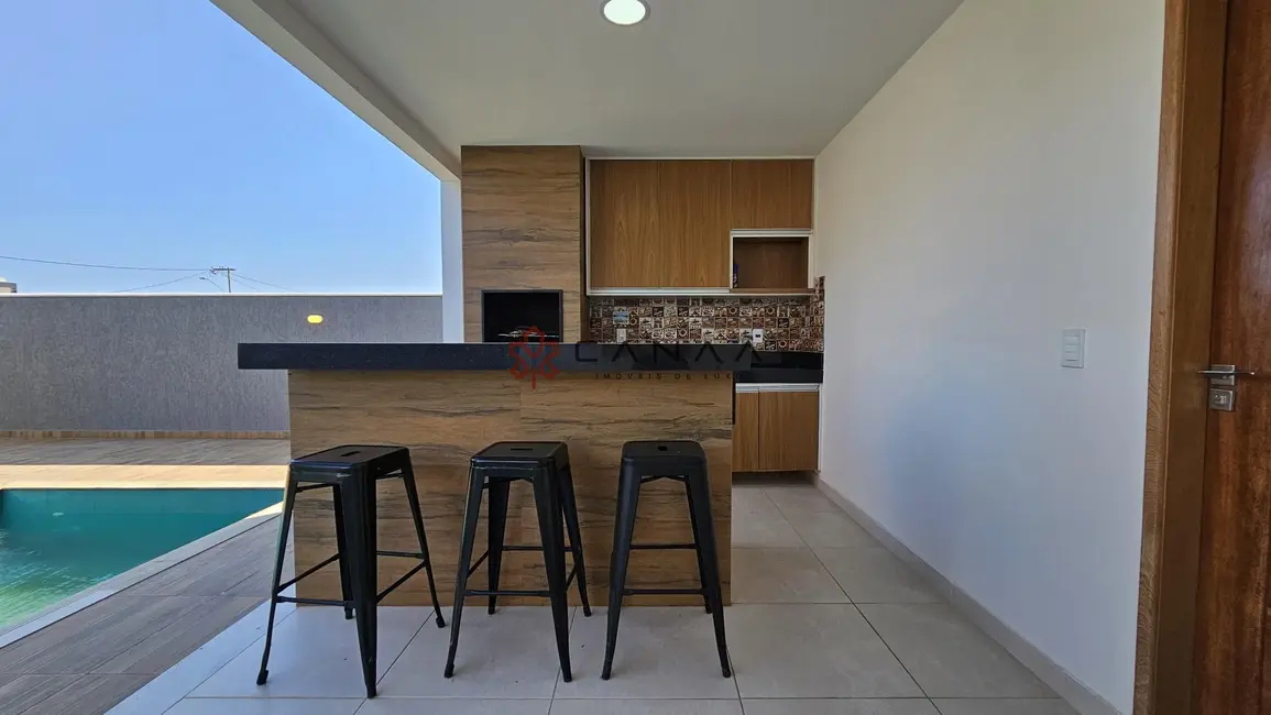 Casa de Condomínio com 5 quartos à venda, 300m2 em Ogiva, Cabo Frio - RJ - imagem 7 Foto 7 de Casa de Condomínio com 5 quartos à venda, 300m2 em Ogiva, Cabo Frio - RJ