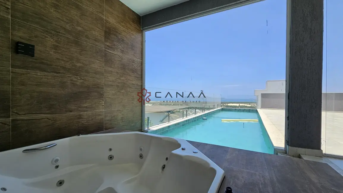 Foto 3 de Casa de Condomínio com 4 quartos à venda, 520m2 em Peró, Cabo Frio - RJ