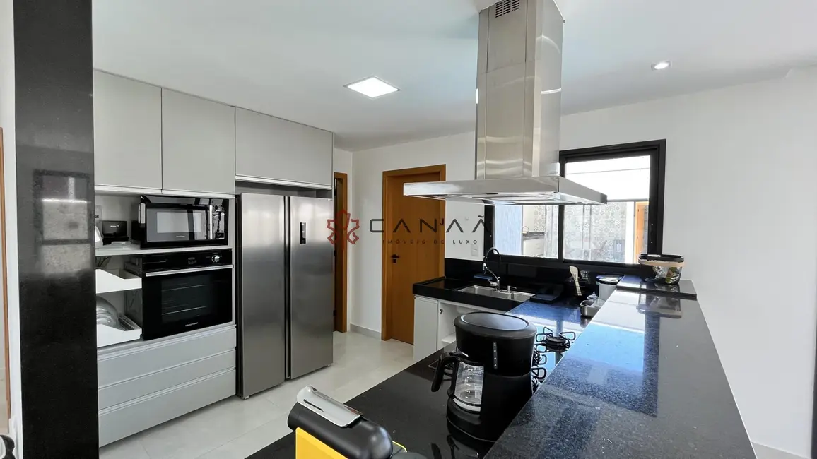 Foto 6 de Casa de Condomínio com 4 quartos à venda, 254m2 em Ogiva, Cabo Frio - RJ