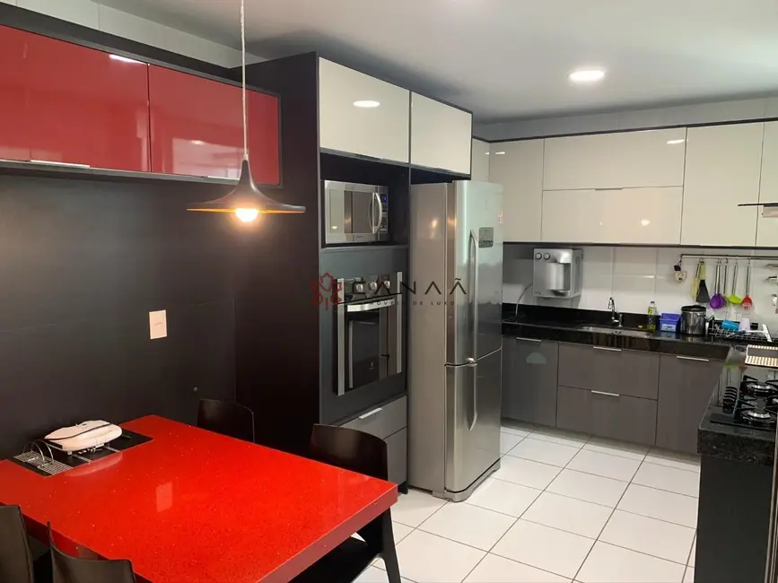 Cobertura com 4 quartos à venda, 270m2 em Algodoal, Cabo Frio - RJ - imagem 3 Foto 3 de Cobertura com 4 quartos à venda, 270m2 em Algodoal, Cabo Frio - RJ