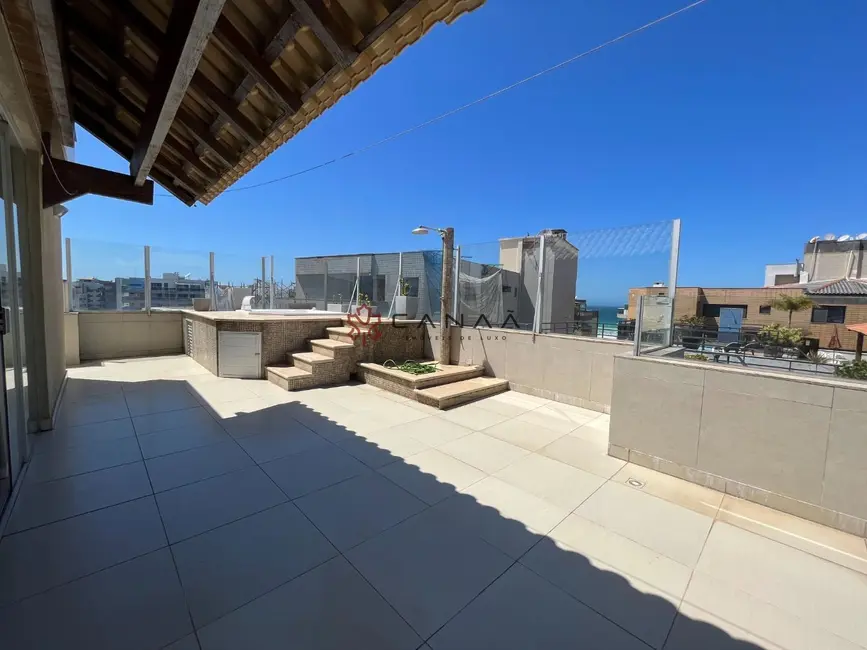 Foto 3 de Cobertura com 4 quartos à venda, 260m2 em Algodoal, Cabo Frio - RJ