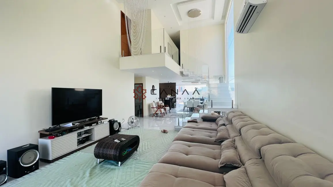 Casa de Condomínio com 5 quartos à venda, 294m2 em Peró, Cabo Frio - RJ - imagem 4 Foto 4 de Casa de Condomínio com 5 quartos à venda, 294m2 em Peró, Cabo Frio - RJ