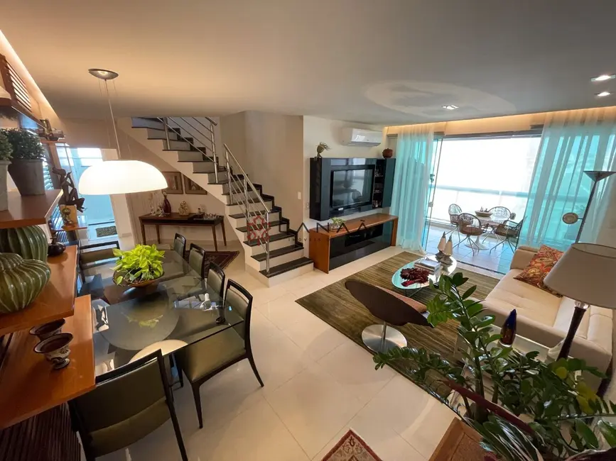 Cobertura com 4 quartos à venda, 270m2 em Algodoal, Cabo Frio - RJ - imagem 2 Foto 2 de Cobertura com 4 quartos à venda, 270m2 em Algodoal, Cabo Frio - RJ