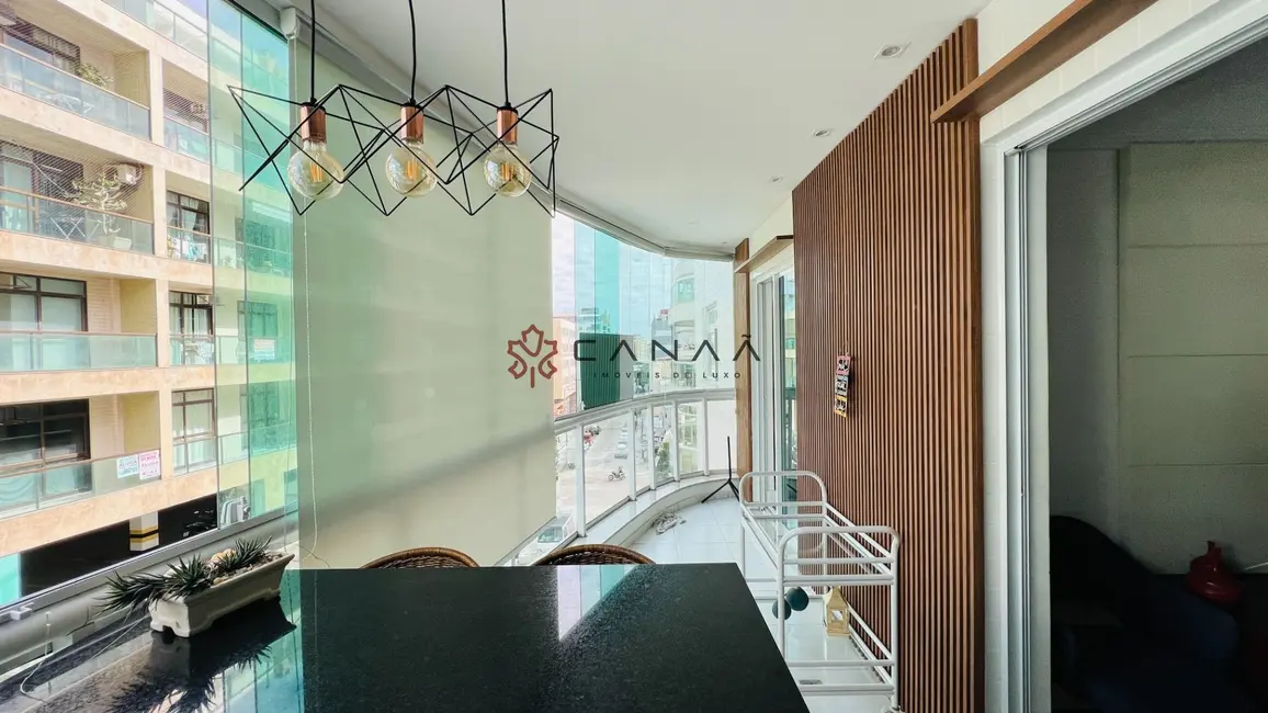 Apartamento com 3 quartos à venda, 120m2 em Centro, Cabo Frio - RJ - imagem 2 Foto 2 de Apartamento com 3 quartos à venda, 120m2 em Centro, Cabo Frio - RJ