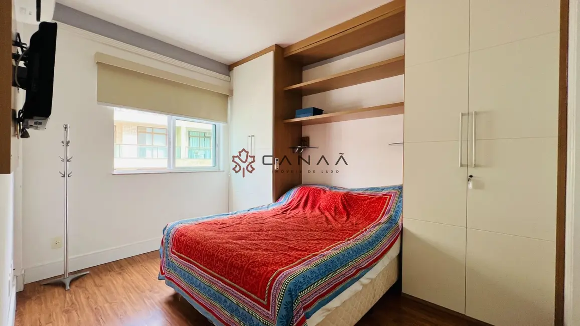 Apartamento com 3 quartos à venda, 120m2 em Centro, Cabo Frio - RJ - imagem 8 Foto 8 de Apartamento com 3 quartos à venda, 120m2 em Centro, Cabo Frio - RJ