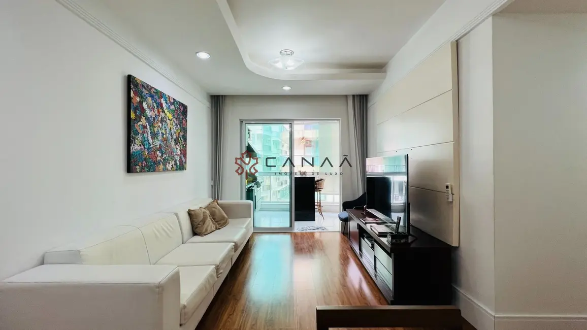 Apartamento com 3 quartos à venda, 120m2 em Centro, Cabo Frio - RJ - imagem 5 Foto 5 de Apartamento com 3 quartos à venda, 120m2 em Centro, Cabo Frio - RJ