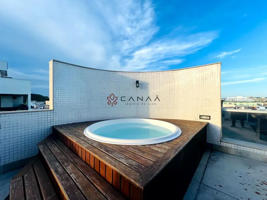 Foto 3 de Cobertura com 3 quartos à venda, 180m2 em Centro, Cabo Frio - RJ