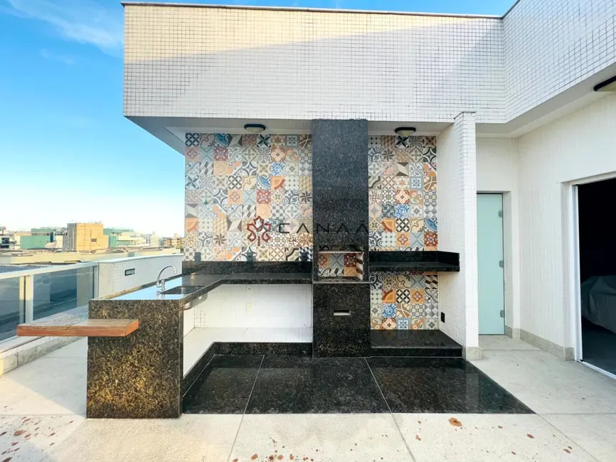 Foto 2 de Cobertura com 3 quartos à venda, 180m2 em Centro, Cabo Frio - RJ