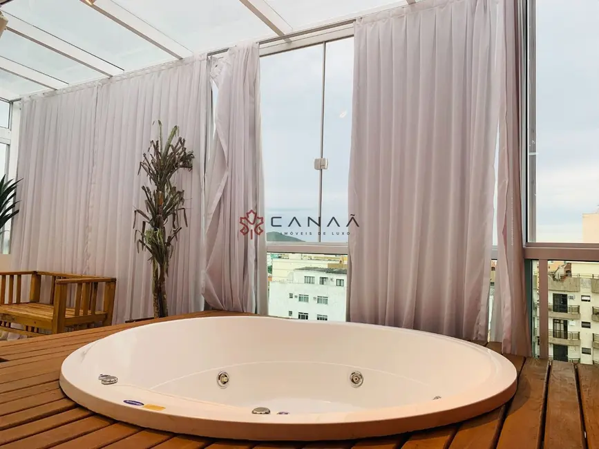 Cobertura com 4 quartos à venda, 214m2 em Centro, Cabo Frio - RJ - imagem 1 Foto 1 de Cobertura com 4 quartos à venda, 214m2 em Centro, Cabo Frio - RJ