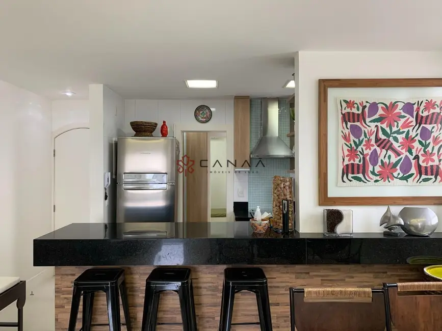 Foto 3 de Apartamento com 3 quartos à venda, 110m2 em Cabo Frio - RJ