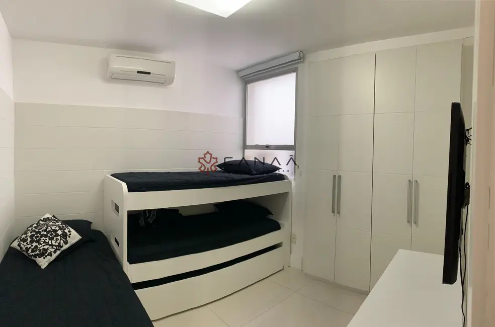 Foto 9 de Apartamento com 3 quartos à venda, 110m2 em Cabo Frio - RJ