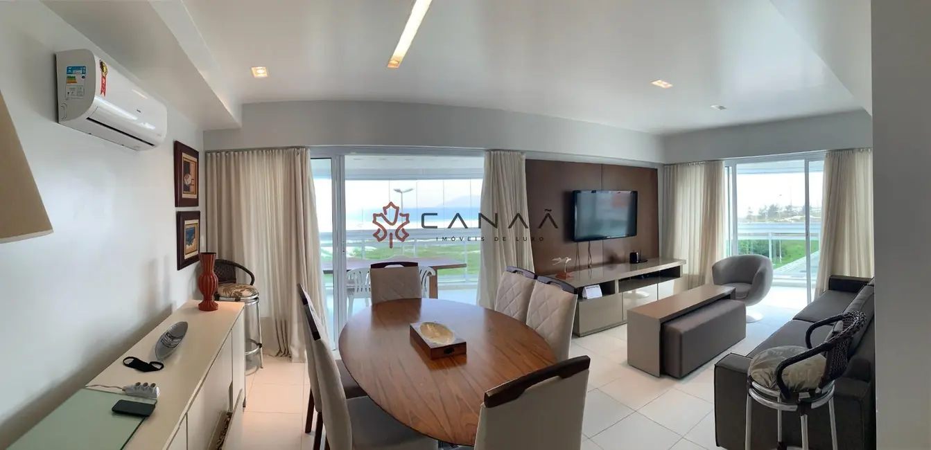 Foto 1 de Apartamento com 4 quartos à venda, 190m2 em Cabo Frio - RJ