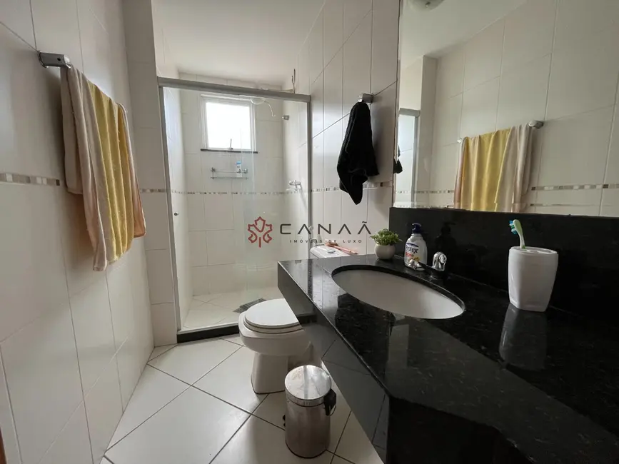 Apartamento com 3 quartos à venda, 120m2 em Vila Nova, Cabo Frio - RJ - imagem 5 Foto 5 de Apartamento com 3 quartos à venda, 120m2 em Vila Nova, Cabo Frio - RJ