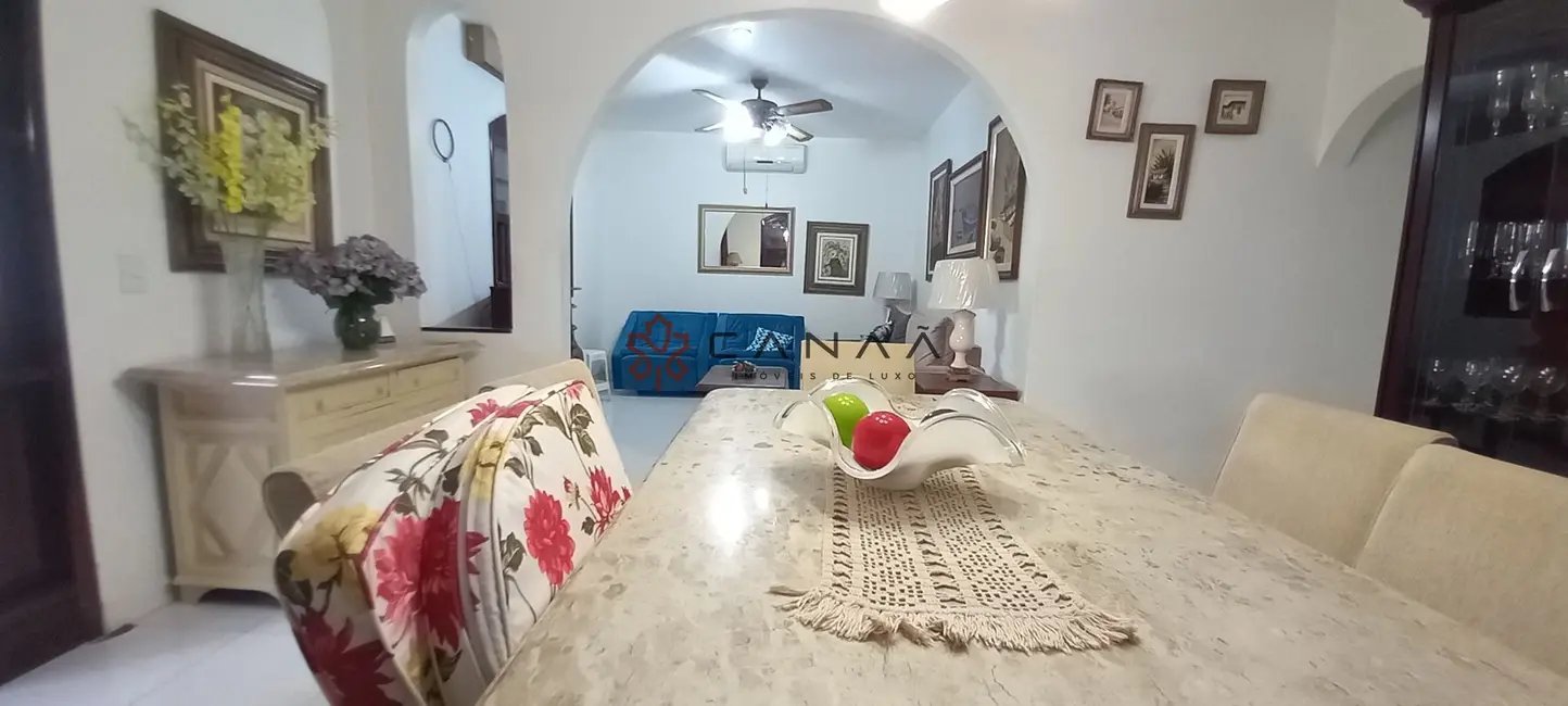 Casa com 3 quartos à venda, 200m2 em Passagem, Cabo Frio - RJ - imagem 7 Foto 7 de Casa com 3 quartos à venda, 200m2 em Passagem, Cabo Frio - RJ