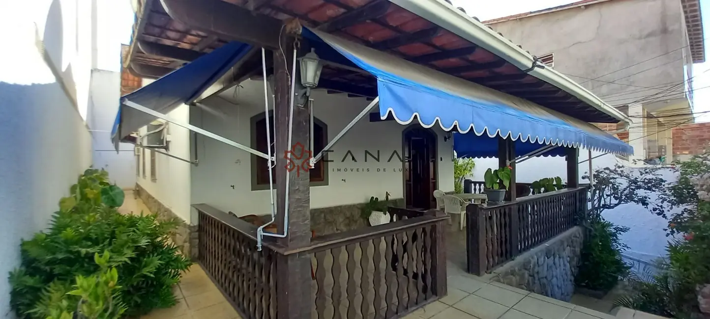 Casa com 3 quartos à venda, 200m2 em Passagem, Cabo Frio - RJ - imagem 3 Foto 3 de Casa com 3 quartos à venda, 200m2 em Passagem, Cabo Frio - RJ