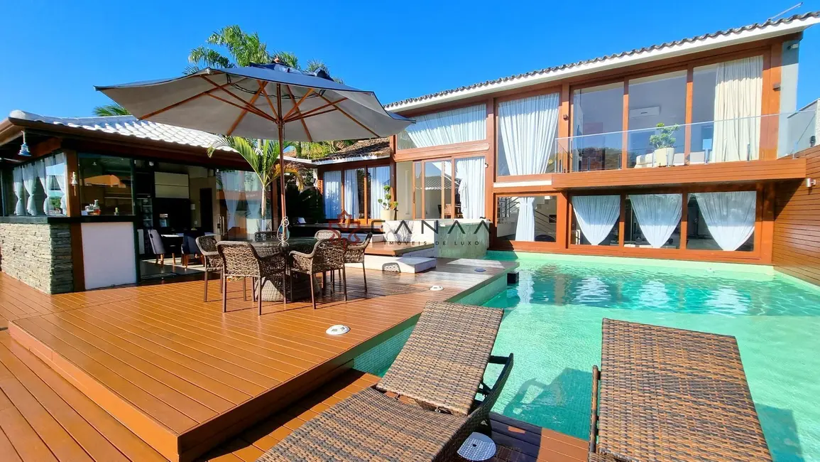Foto 1 de Casa com 4 quartos à venda, 600m2 em Armacao Dos Buzios - RJ
