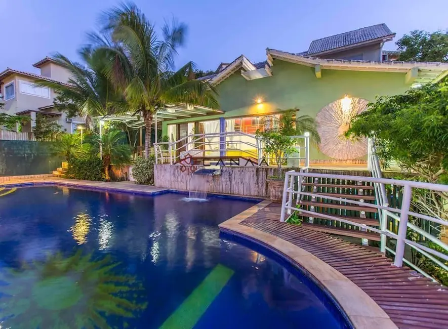 Foto 3 de Casa com 5 quartos à venda, 650m2 em Armacao Dos Buzios - RJ