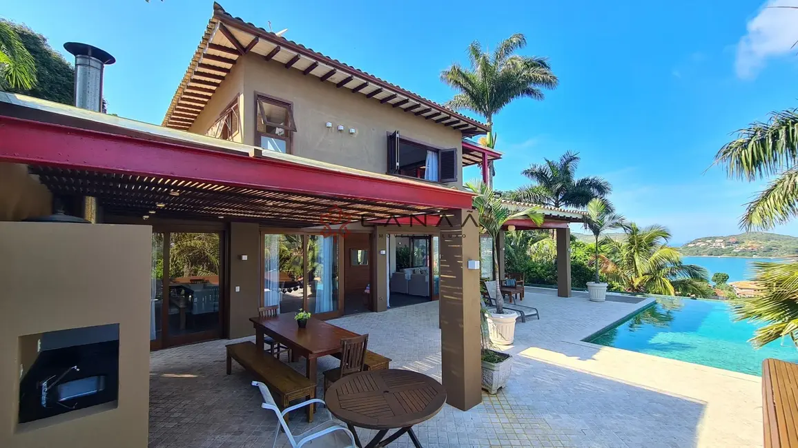 Foto 2 de Casa com 5 quartos à venda, 600m2 em Armacao Dos Buzios - RJ