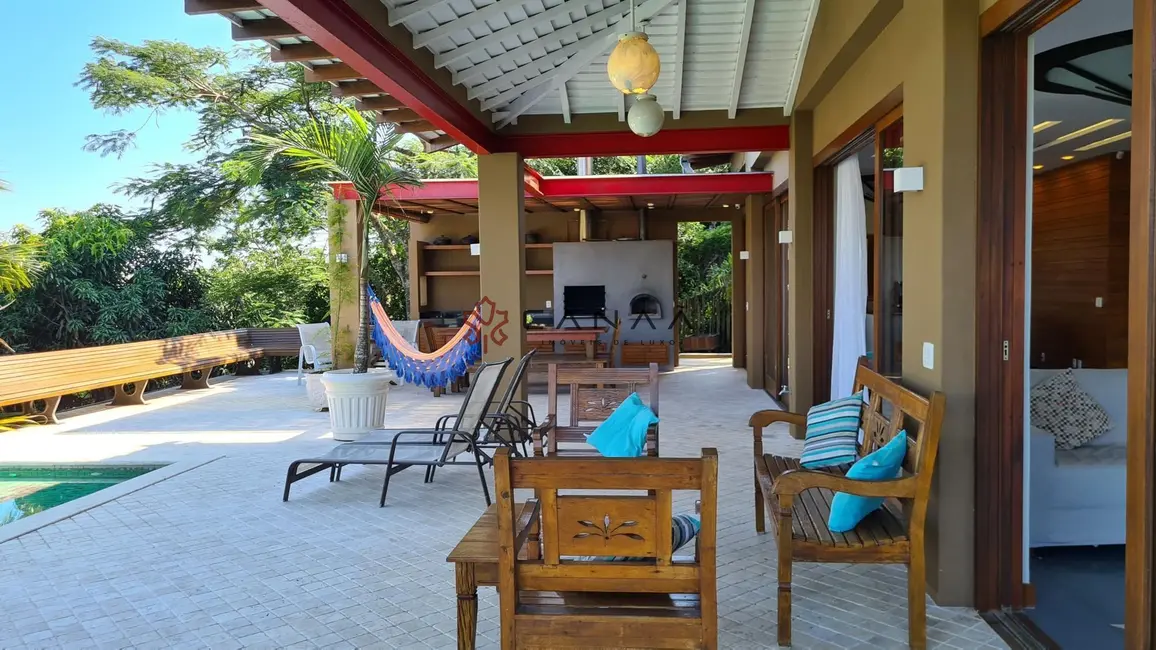 Foto 3 de Casa com 5 quartos à venda, 600m2 em Armacao Dos Buzios - RJ