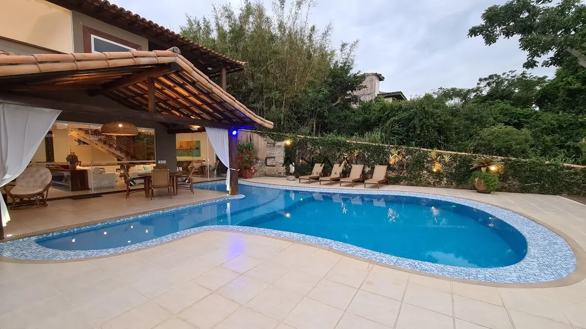 Foto 3 de Casa com 6 quartos à venda, 900m2 em Armacao Dos Buzios - RJ