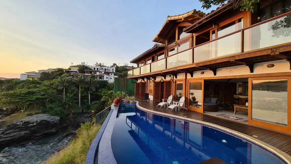 Foto 3 de Casa com 5 quartos à venda, 600m2 em Armacao Dos Buzios - RJ