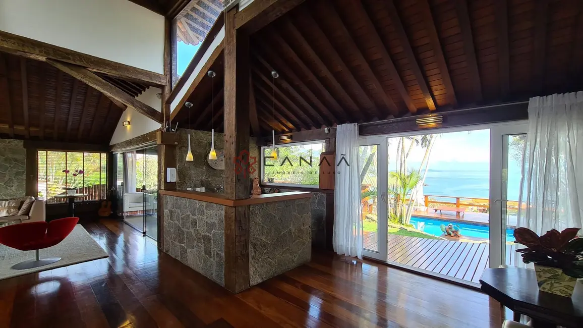 Foto 8 de Casa com 9 quartos à venda, 499m2 em Armacao Dos Buzios - RJ