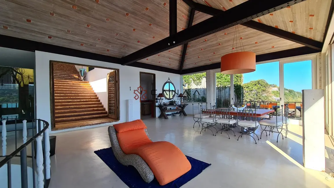 Foto 9 de Casa com 6 quartos à venda, 900m2 em Armacao Dos Buzios - RJ