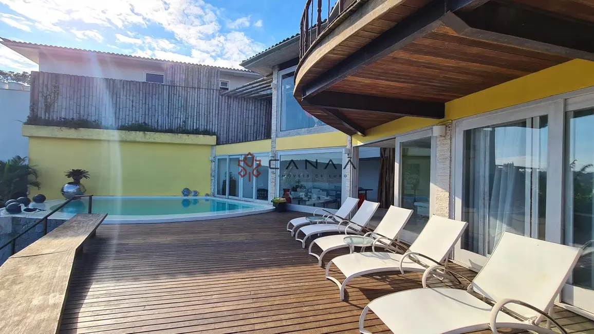 Foto 4 de Casa com 6 quartos à venda, 900m2 em Armacao Dos Buzios - RJ