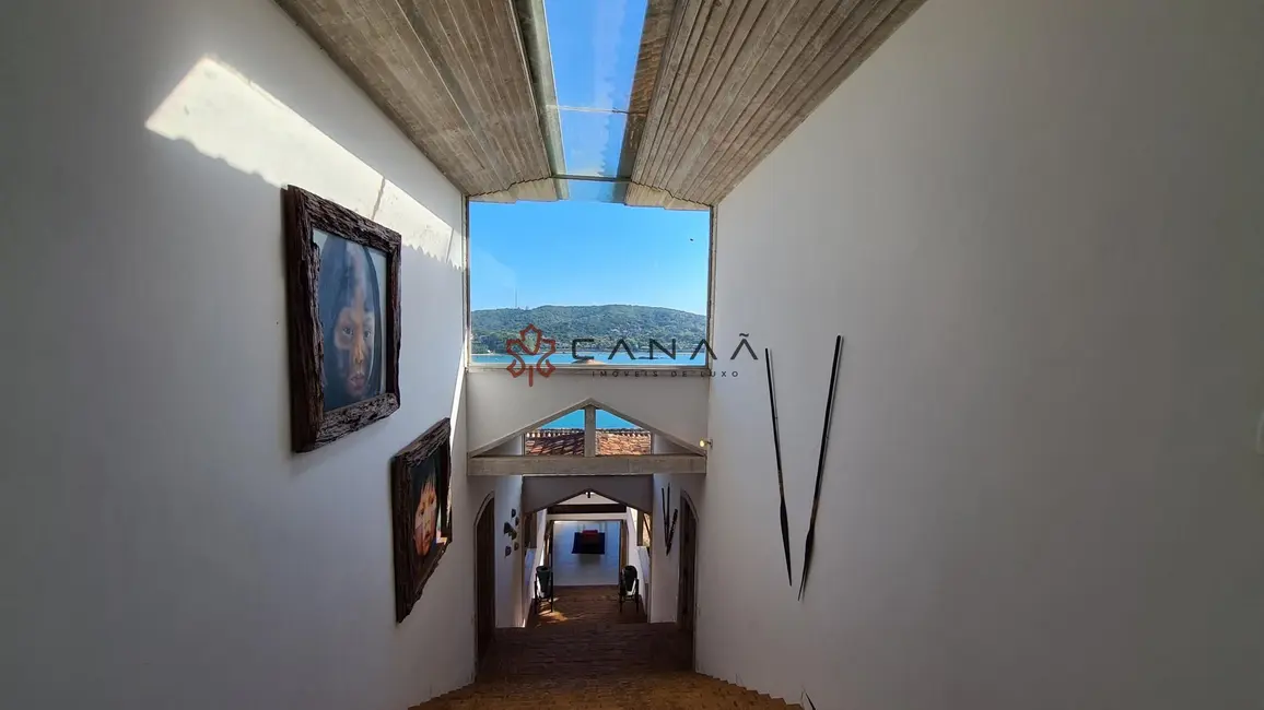 Foto 8 de Casa com 6 quartos à venda, 900m2 em Armacao Dos Buzios - RJ