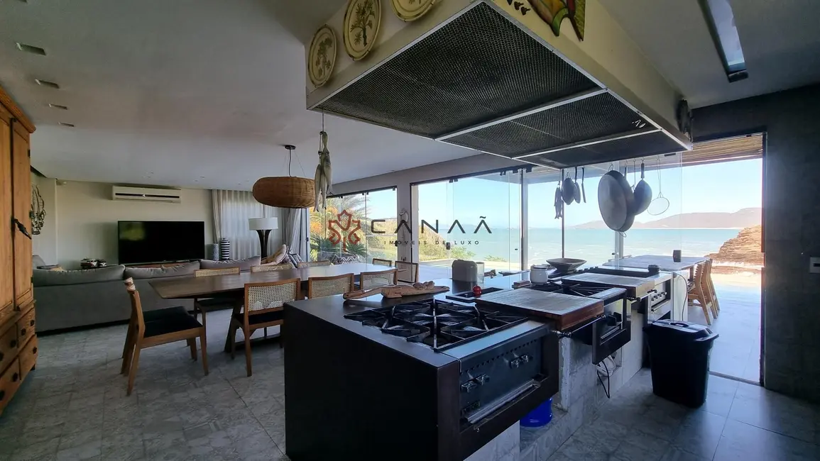 Foto 9 de Casa com 4 quartos à venda, 270m2 em Armacao Dos Buzios - RJ