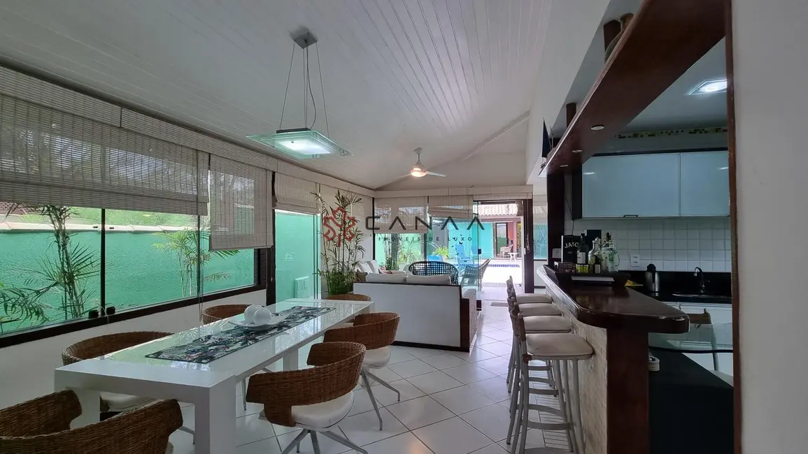 Foto 4 de Casa de Condomínio com 5 quartos à venda, 300m2 em Armacao Dos Buzios - RJ
