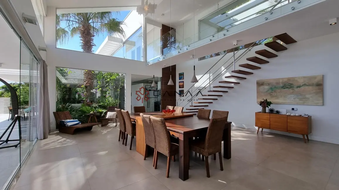 Foto 7 de Casa de Condomínio com 7 quartos à venda, 536m2 em Armacao Dos Buzios - RJ