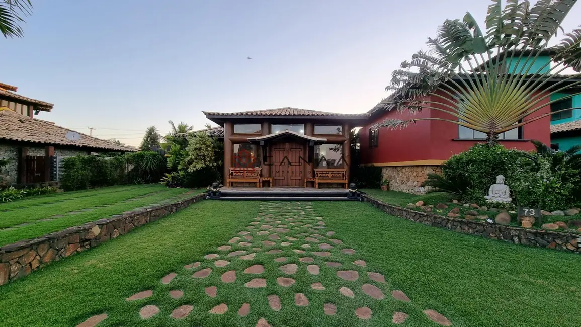 Casa com 7 quartos à venda, 600m2 em Armacao Dos Buzios - RJ - imagem 2 Foto 2 de Casa com 7 quartos à venda, 600m2 em Armacao Dos Buzios - RJ