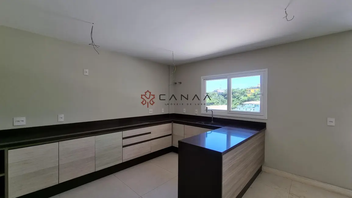 Foto 8 de Casa de Condomínio com 4 quartos à venda, 253m2 em Armacao Dos Buzios - RJ