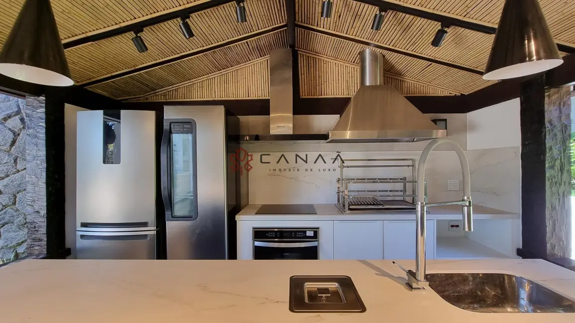 Foto 8 de Casa com 6 quartos à venda, 800m2 em Armacao Dos Buzios - RJ